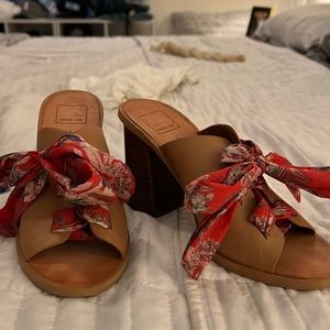 Dolce vita!!!! Barely worn.